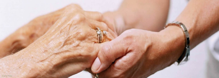 Decreto PNRR: dal 1° aprile esonero contributivo per le badanti di persone anziane over 80 — ASSIDOM-COLF