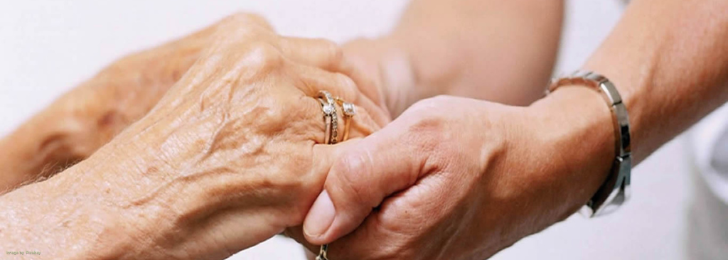 Decreto PNRR: dal 1° aprile esonero contributivo per le badanti di persone anziane over 80 — ASSIDOM-COLF